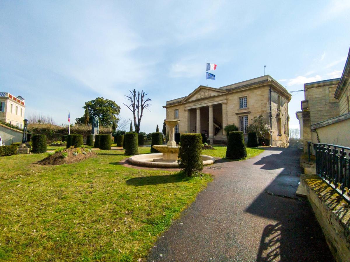 Chaleureux Appartement A Deux Pas Du Centre-Ville De Castillon, De La Dordogne Et Proche Saint-Emilion 外观 照片